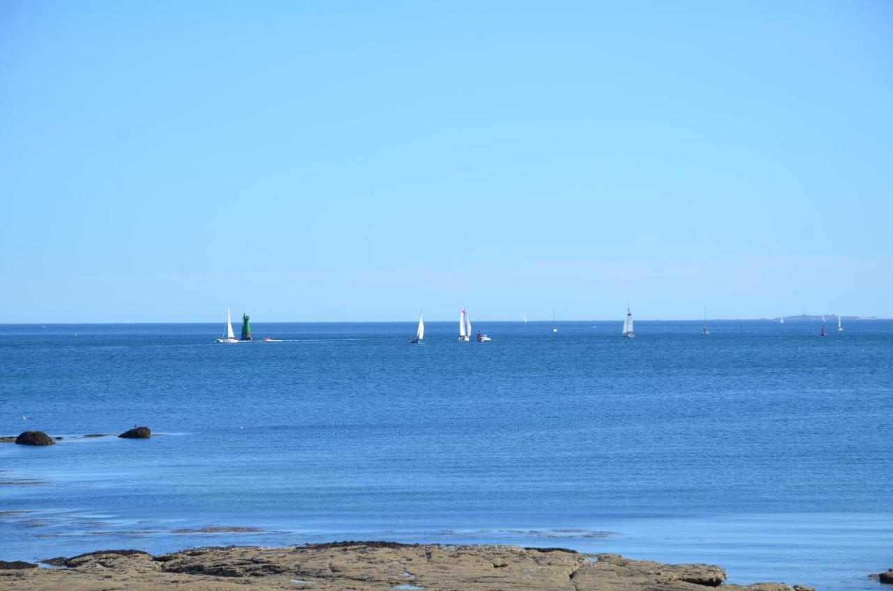 Votre Vue, La Mer, Les Bateaux !!! Wir Sprechen Flieben Deutsch, Touristentipps, We Speak * Concarneau